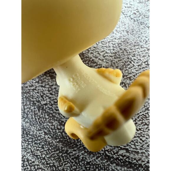 Littlest Pet Shop LPS #512 Pigeon Yellow Aqua Diamond Eyes 2007 - Picture 3 of 6